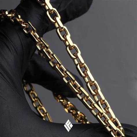 hermes link chain solid gold|Hermes 14ky chunky box chain.